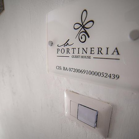 La Portineria Guest House Bari Esterno foto
